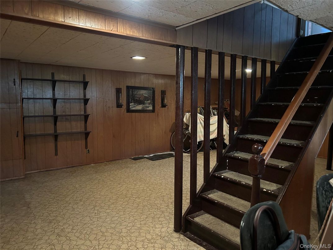 Interior, Recessed Lighting, Wooden Walls