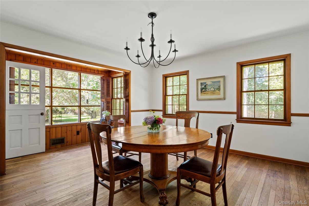Chandelier, Dining room, Interior, Wood Texture Flooring