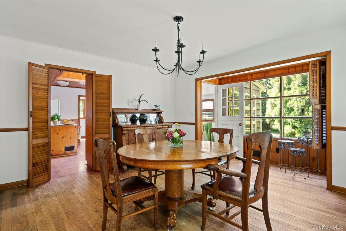 Chandelier, Dining room, Interior, Wood Texture Flooring