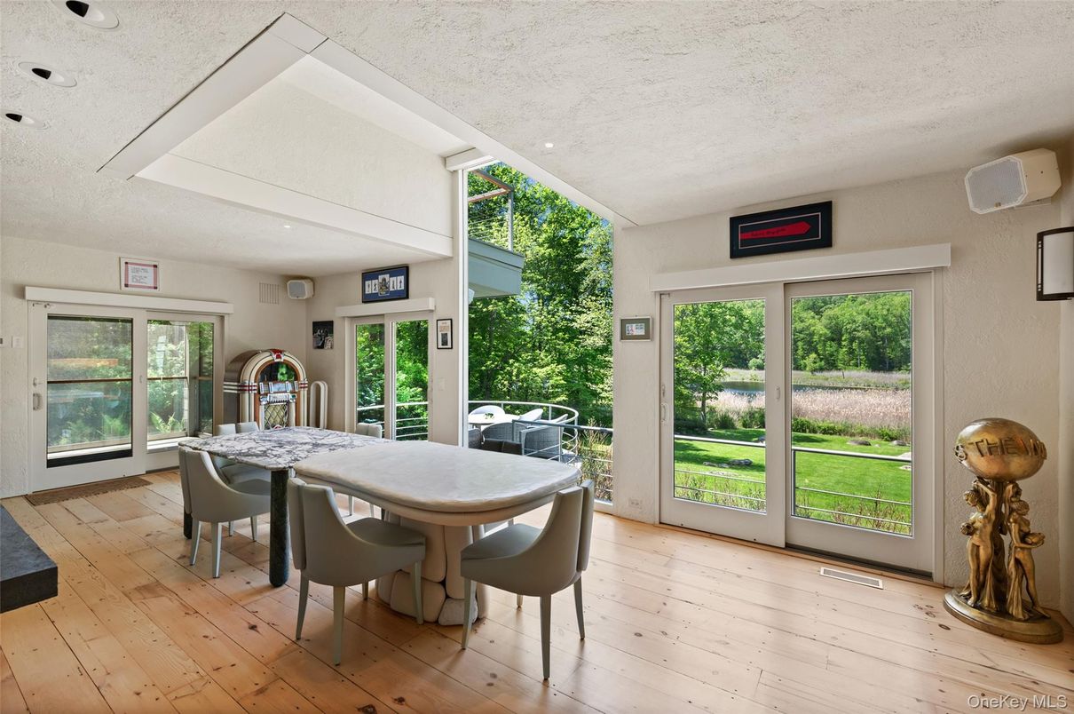 Dining room, Interior, Recessed Lighting, Wood Texture Flooring