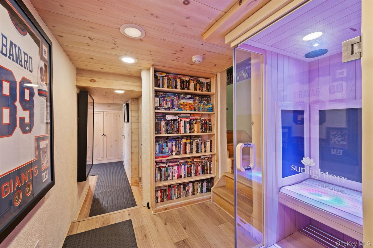 Interior, Recessed Lighting, Wooden Ceilings, Wood Texture Flooring