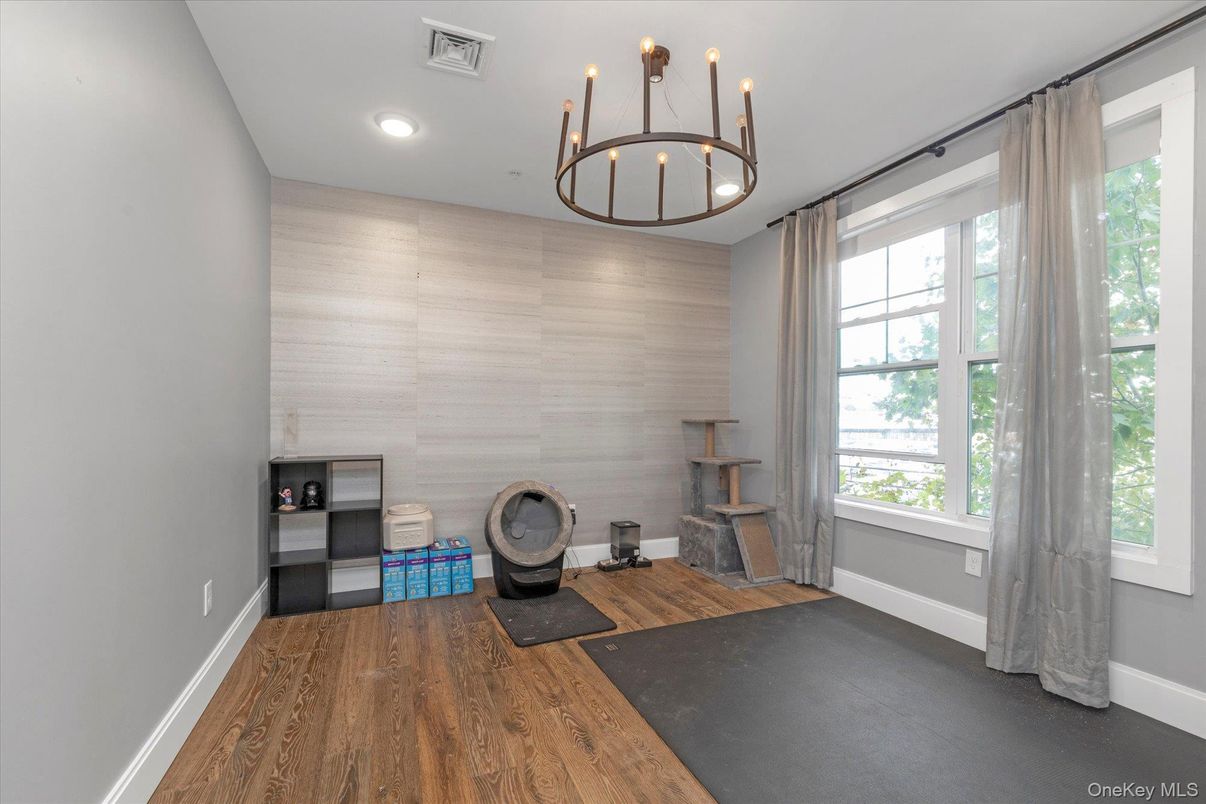 Interior, Pendant Lights, Recessed Lighting, Wood Texture Flooring
