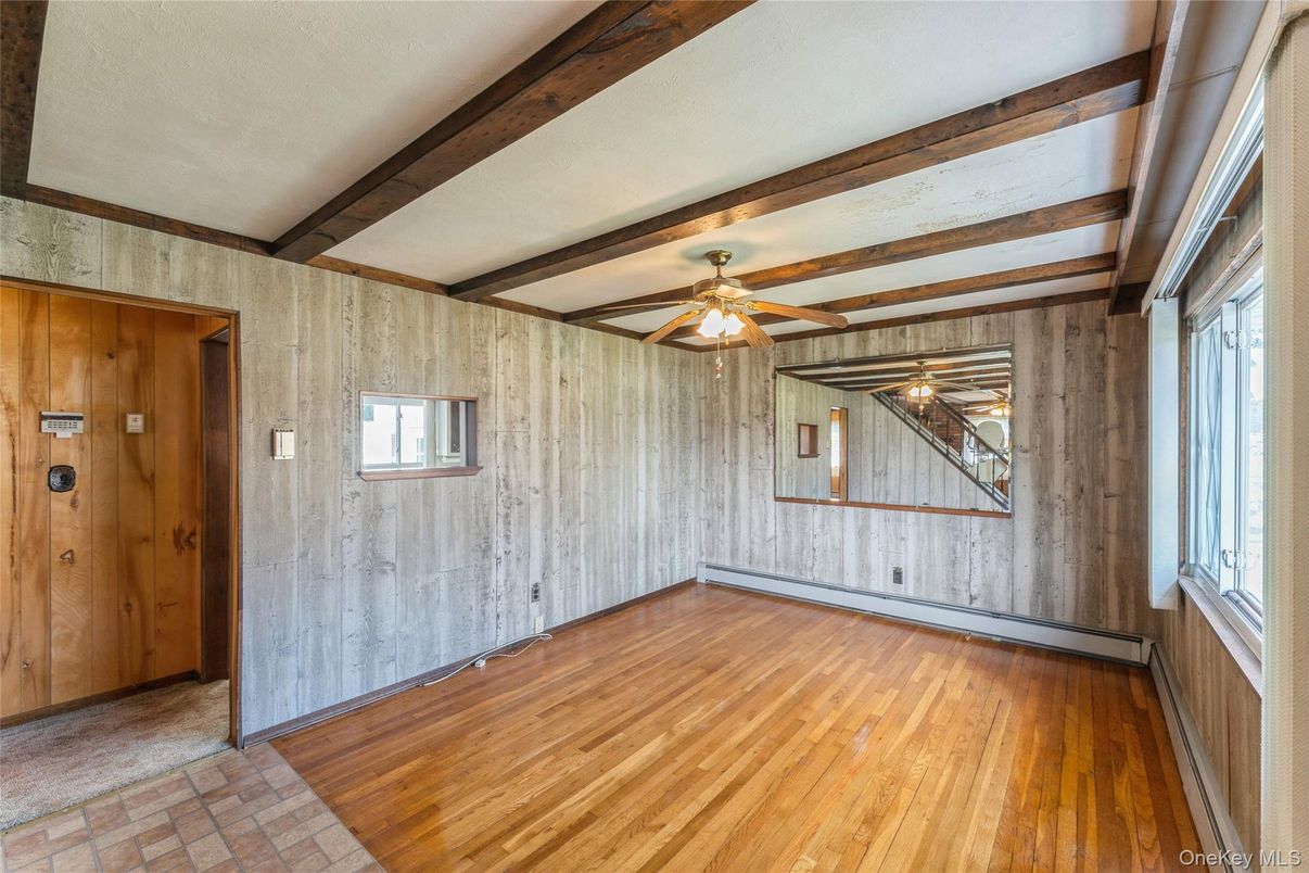 Empty room, Interior, Wooden Beams, Wood Texture Flooring, Wooden Walls