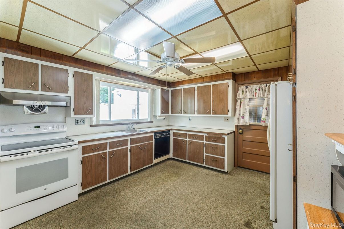 Interior, Kitchen