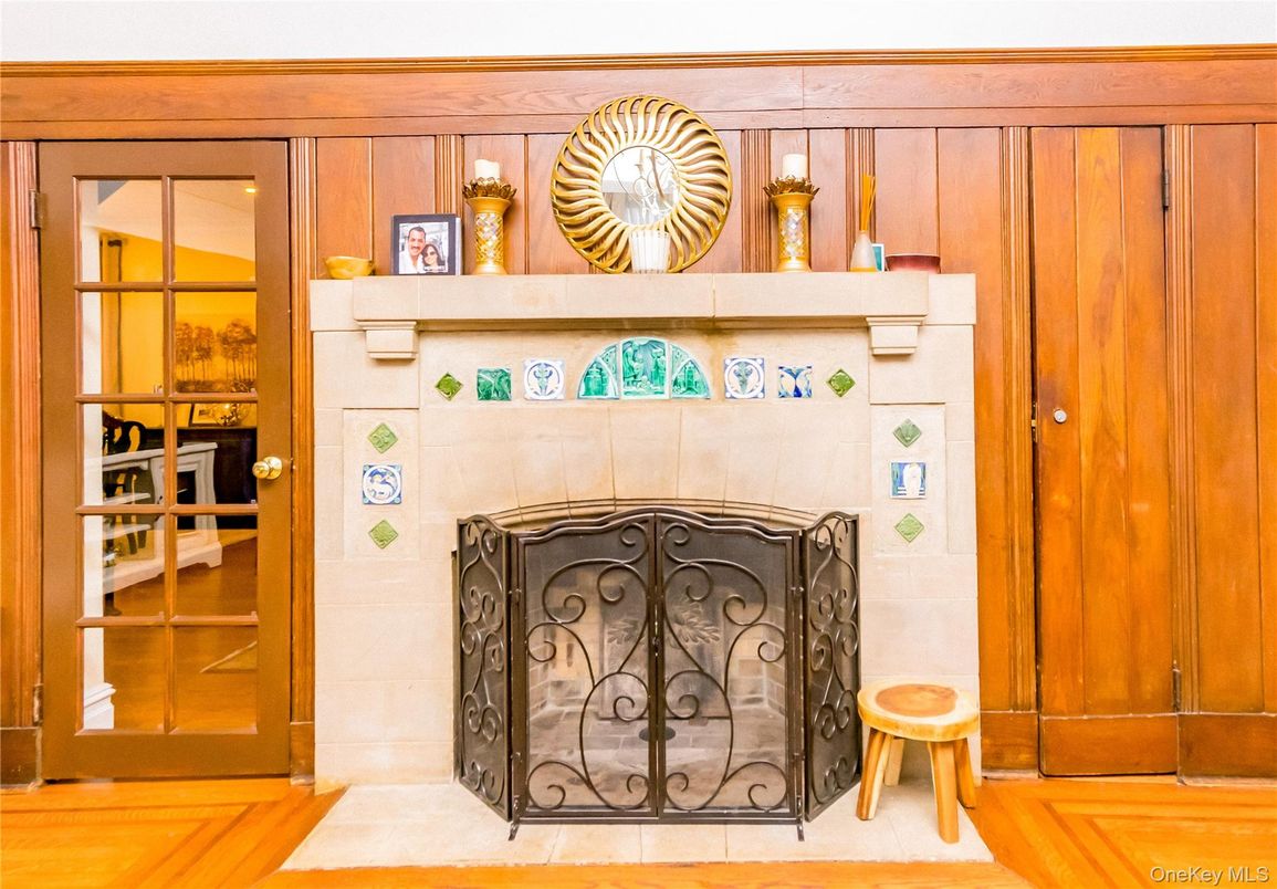 Fireplace, Interior