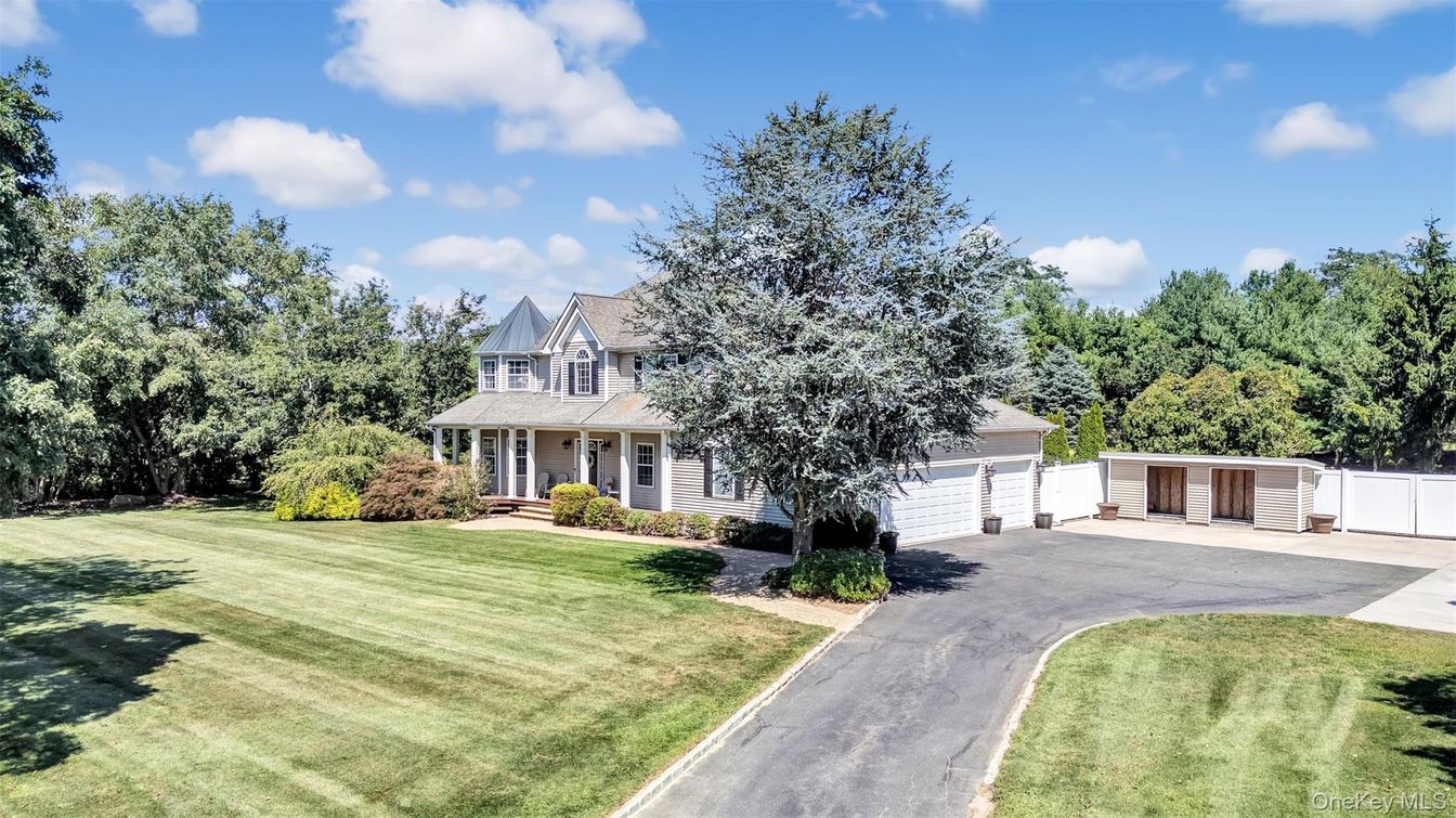 Attached, Backyard, Exterior, Facade, Cape Cod