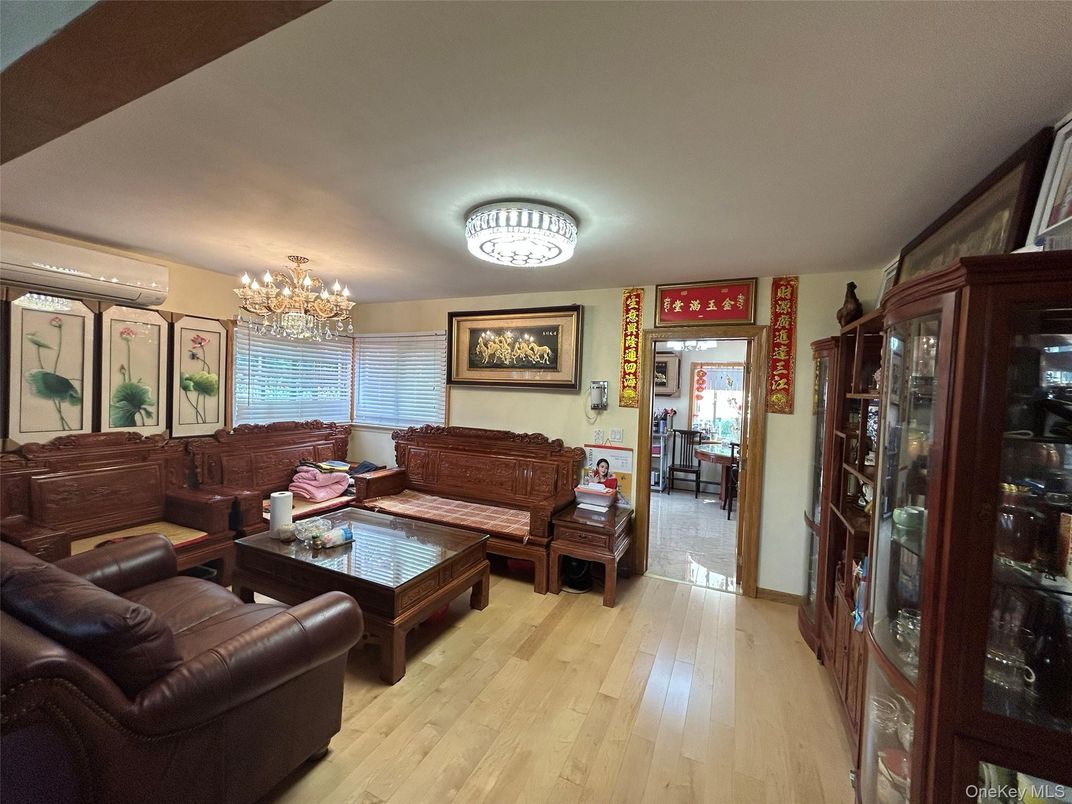 Chandelier, Interior, Living room, Wood Texture Flooring