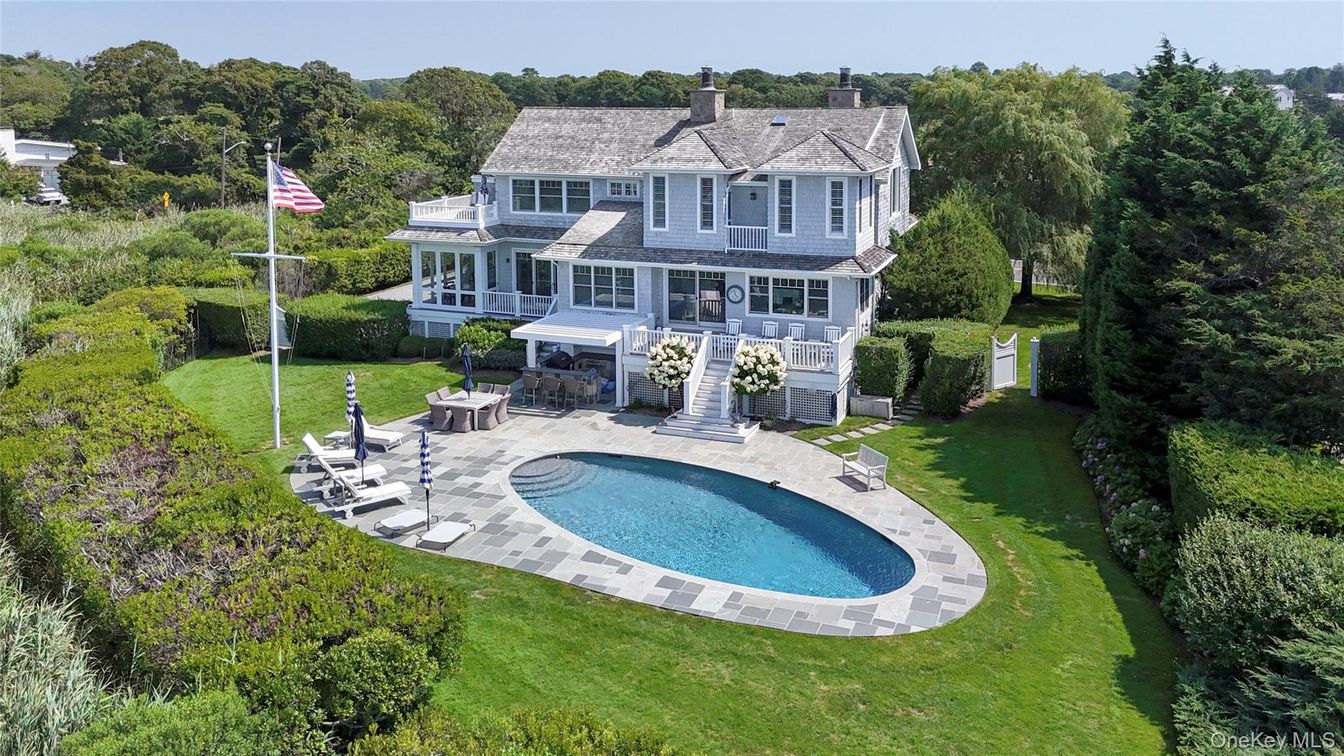 Backyard, Exterior, Pool