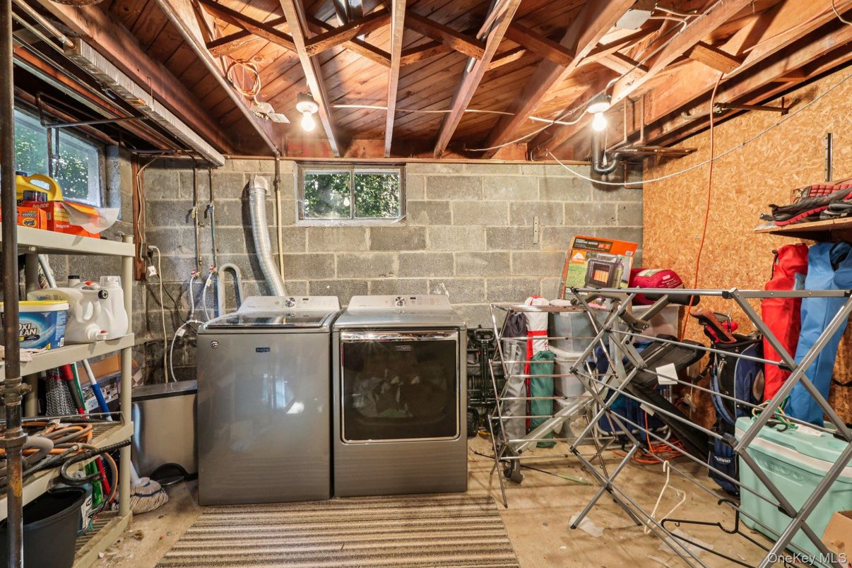 Interior, Stone Walls, Washer, Wooden Beams, Wooden Ceilings
