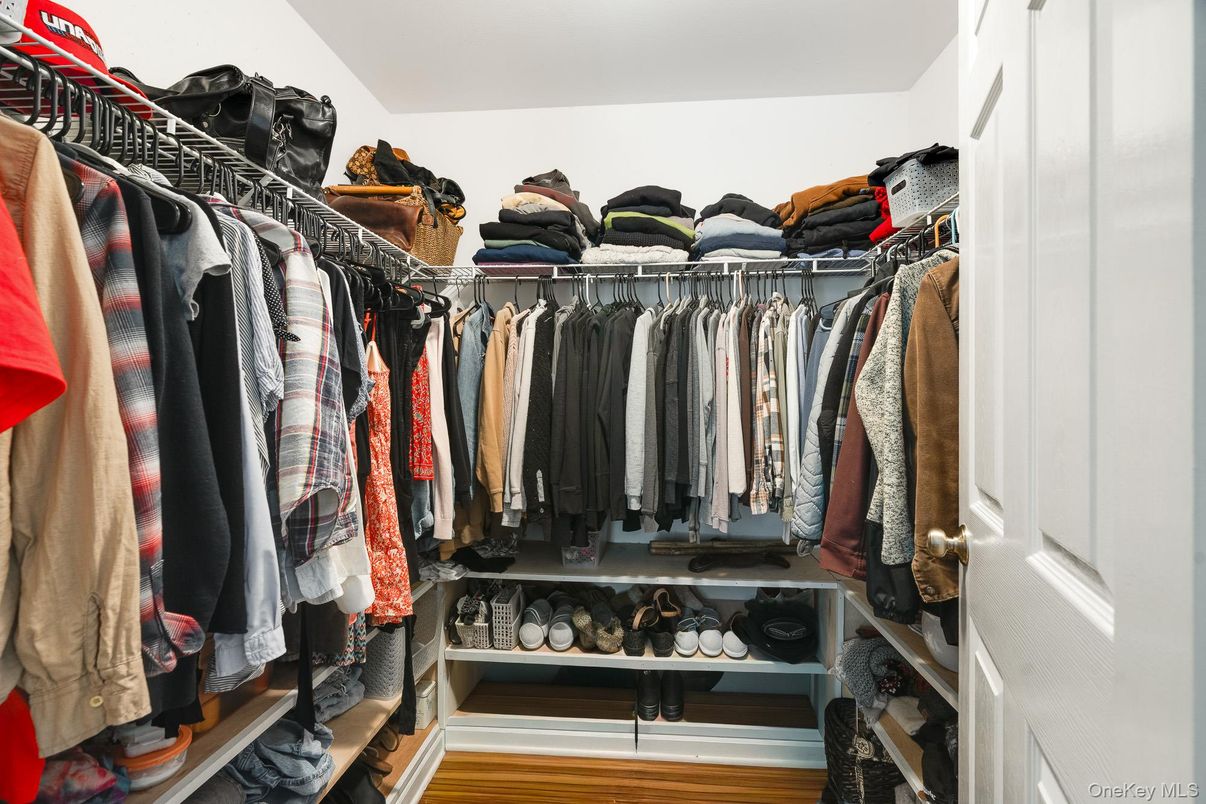 Interior, Walk-in Closets