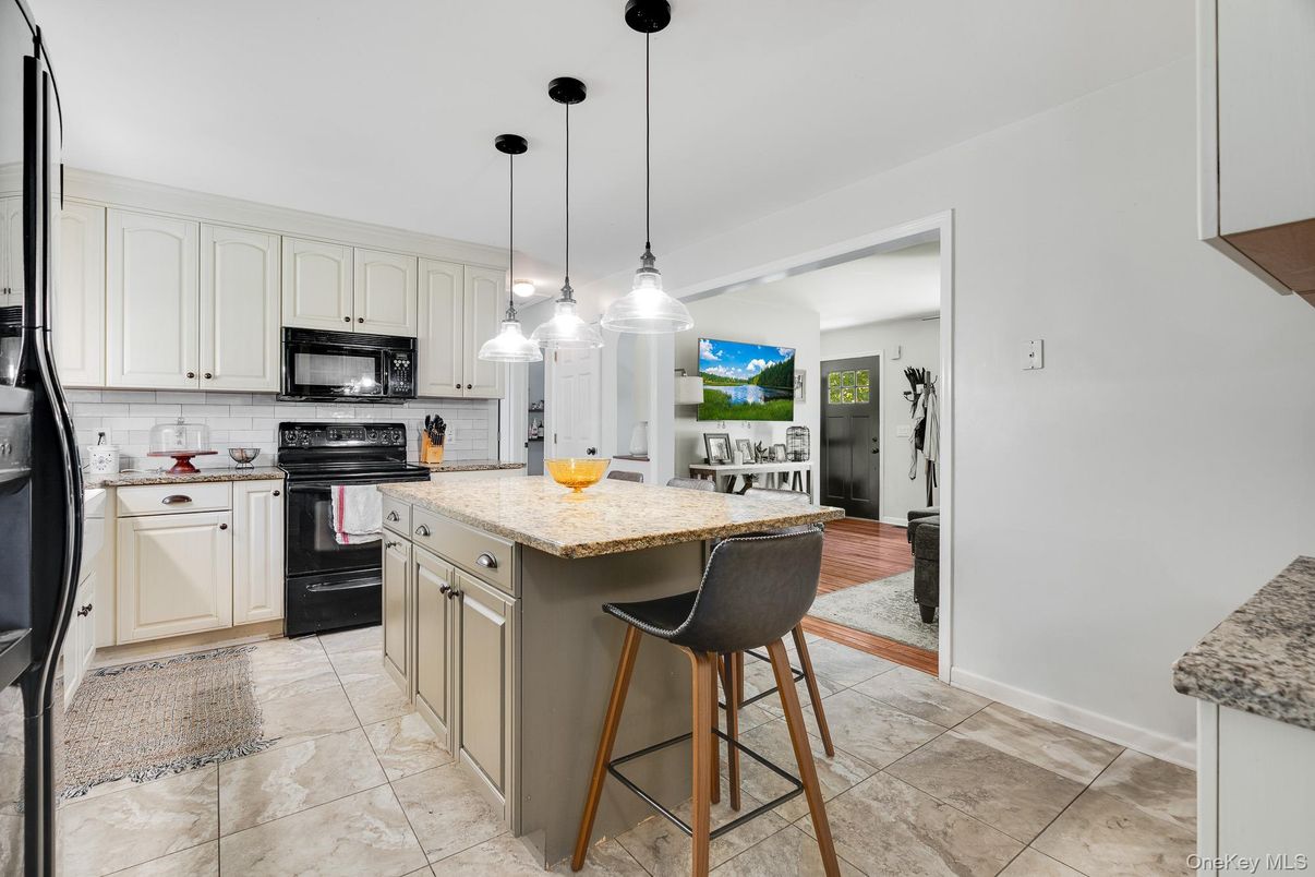 Interior, Kitchen, Pendant Lights