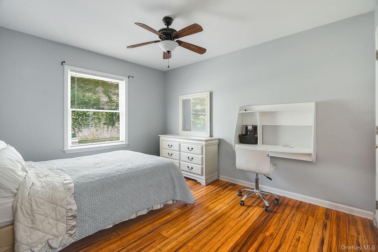 Bedroom, Home Office, Interior, Wood Texture Flooring