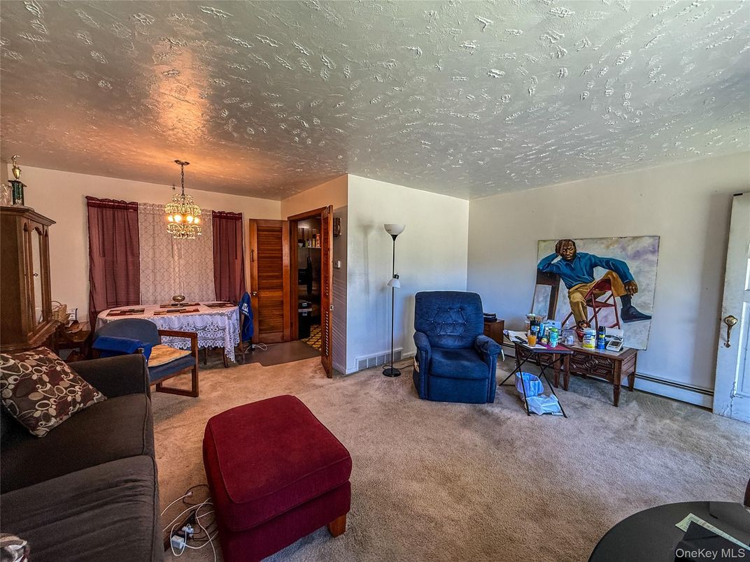 Chandelier, Dining room, Interior, Living room