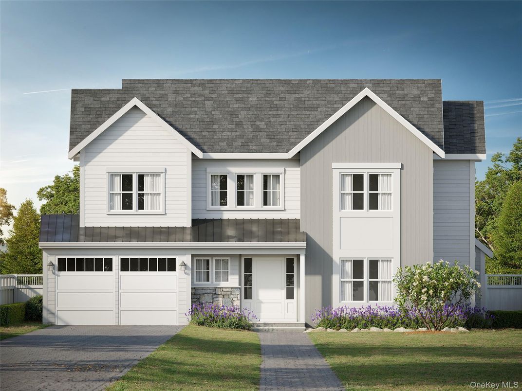 Attached, Exterior, Facade, Farmhouse