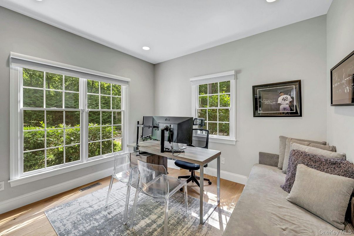 Home Office, Interior, Recessed Lighting, Wood Texture Flooring