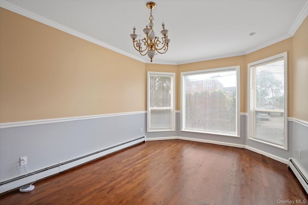 Chandelier, Empty room, Interior, Wood Texture Flooring