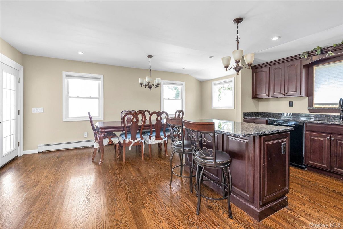 Chandelier, Dining room, Interior, Kitchen, Recessed Lighting, Wood Texture Flooring