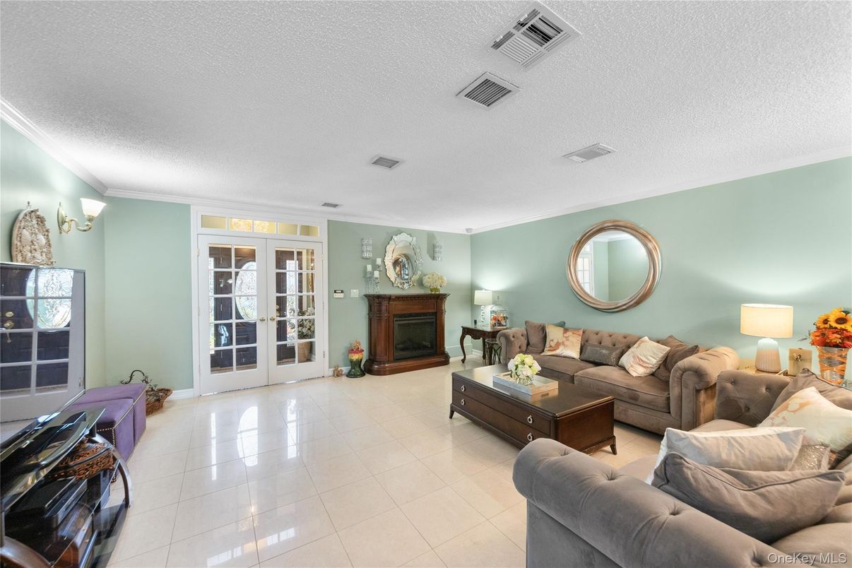 Fireplace, Interior, Living room