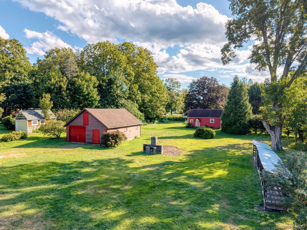 Backyard, Detached Garage, Exterior
