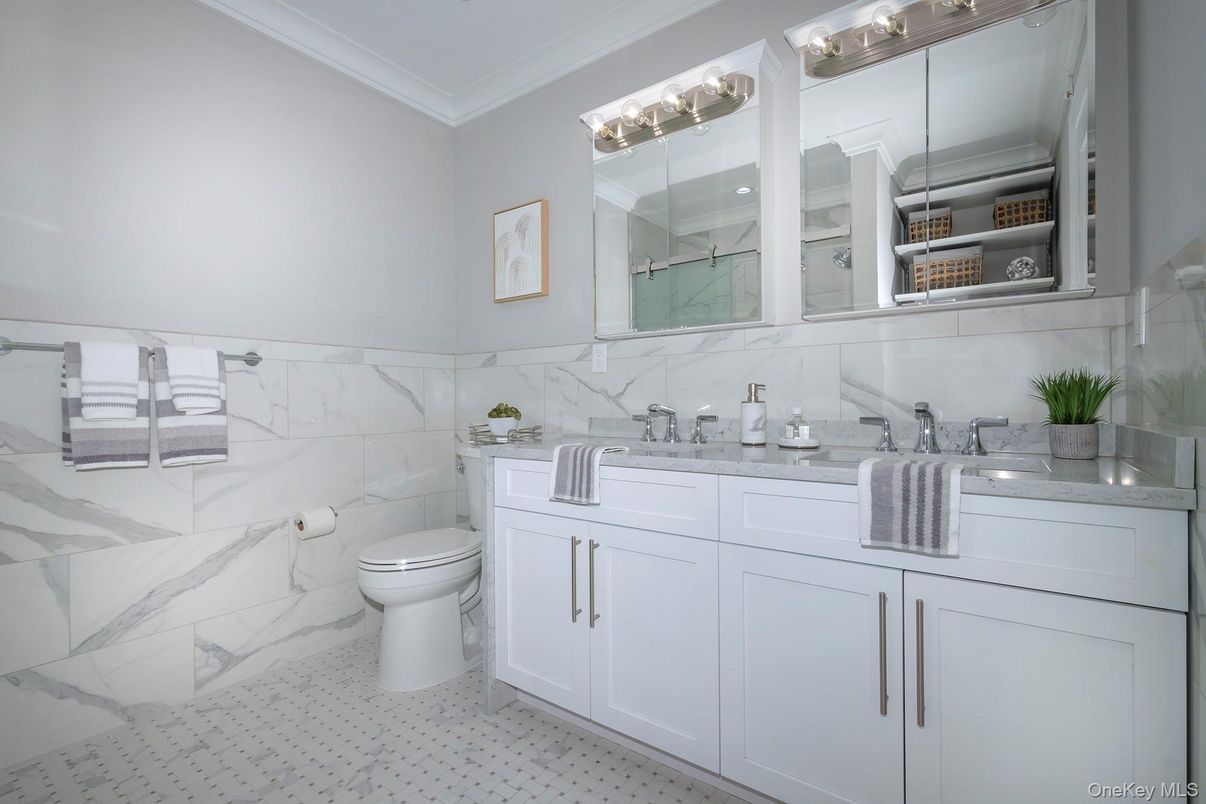 Bathroom, Interior, Marble Walls