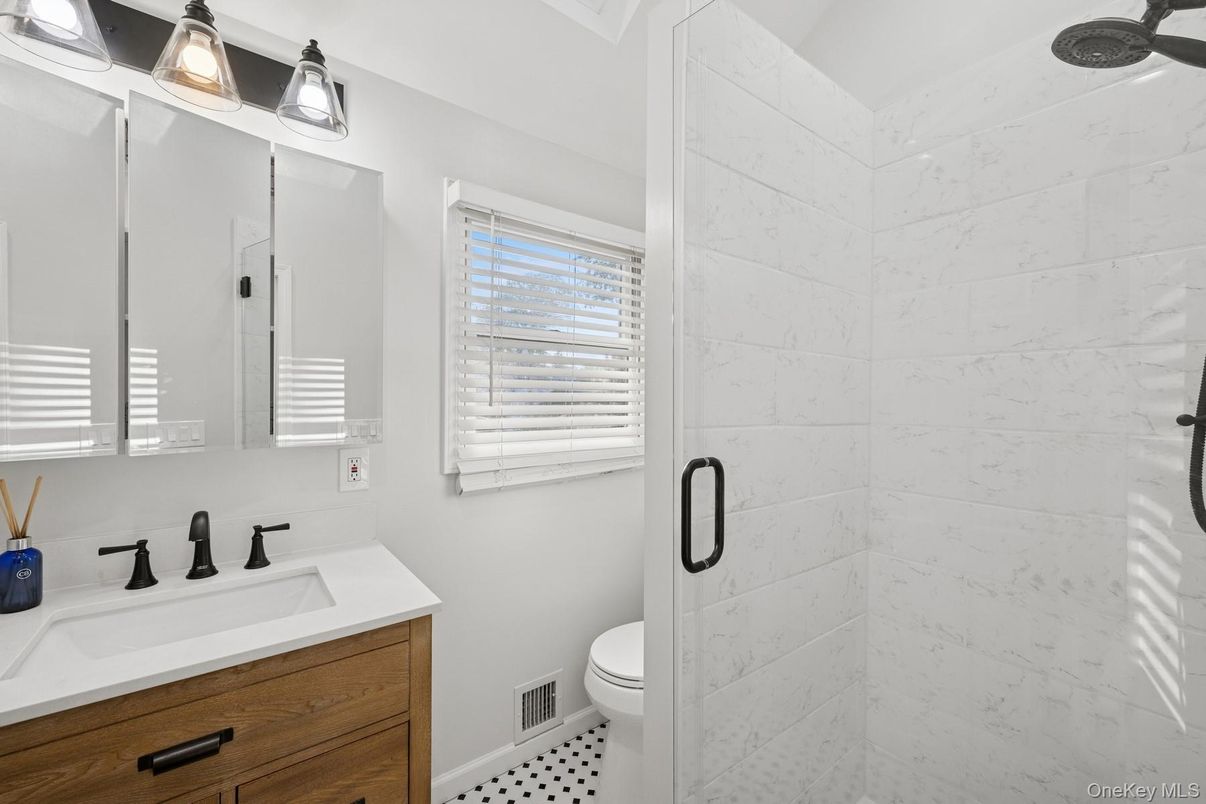 Bathroom, Interior, Marble Walls