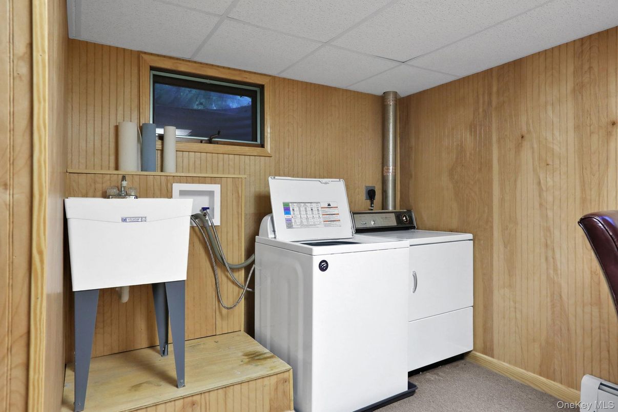 Interior, Washer, Wooden Walls