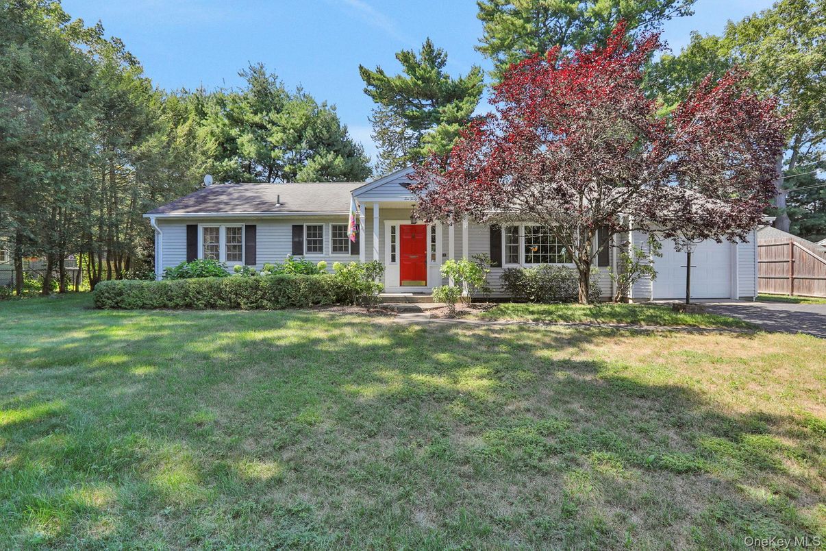 Backyard, Exterior, Facade, Ranch