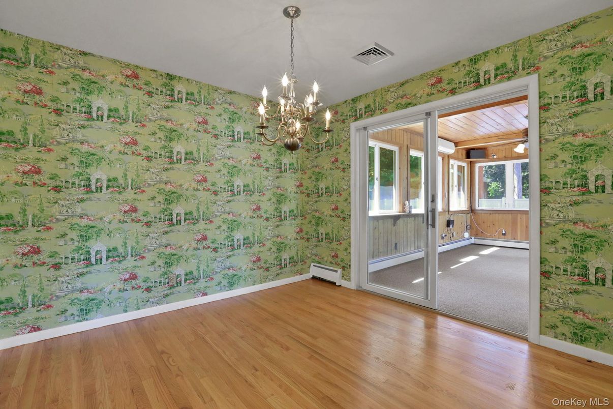 Chandelier, Empty room, Interior, Wood Texture Flooring