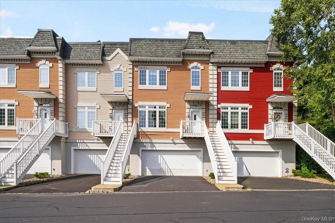 Attached, Exterior, Facade, Rowhouse