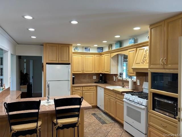 Interior, Kitchen, Recessed Lighting