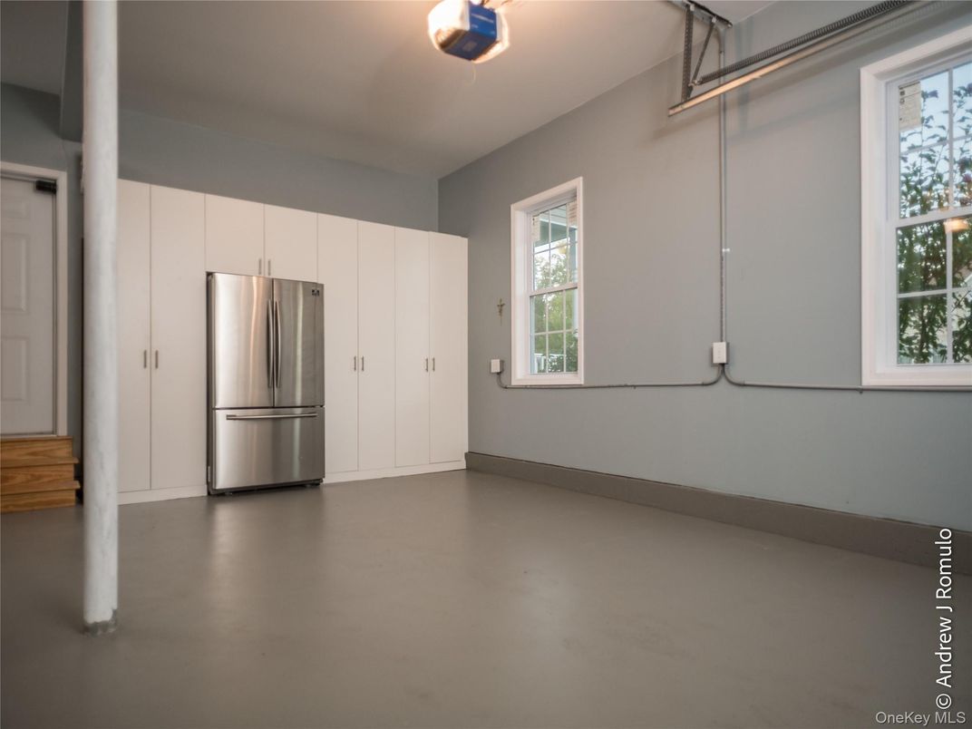 Empty room, Interior, Stainless Steel Appliances
