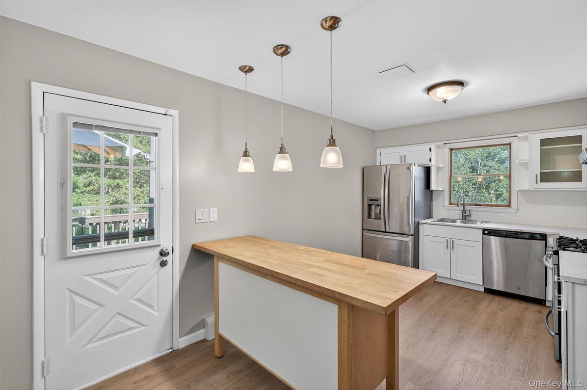 Interior, Kitchen, Pendant Lights, Stainless Steel Appliances, Wood Texture Flooring