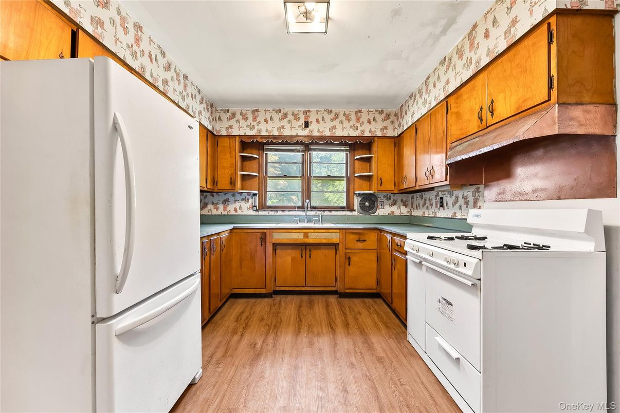 Interior, Kitchen, Wood Texture Flooring