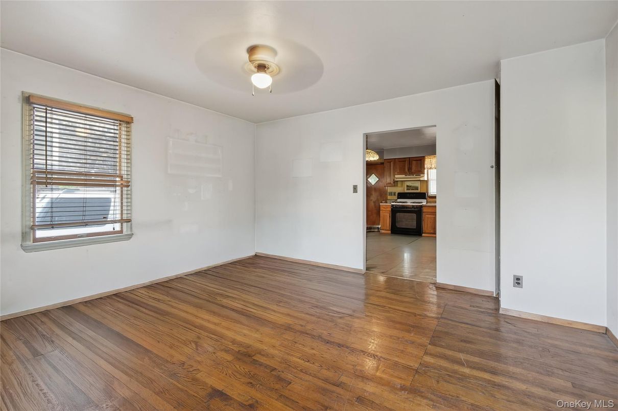 Empty room, Interior, Kitchen, Stainless Steel Appliances, Wood Texture Flooring