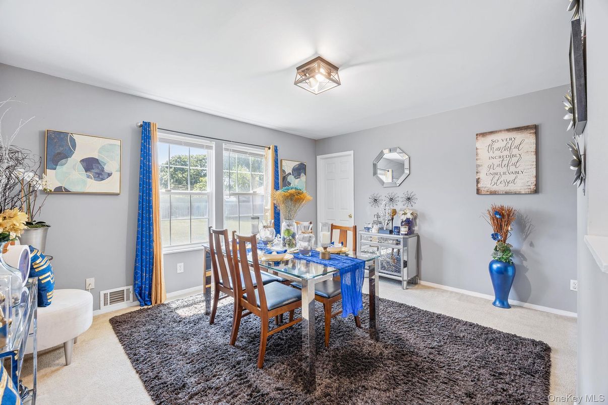 Dining room, Interior
