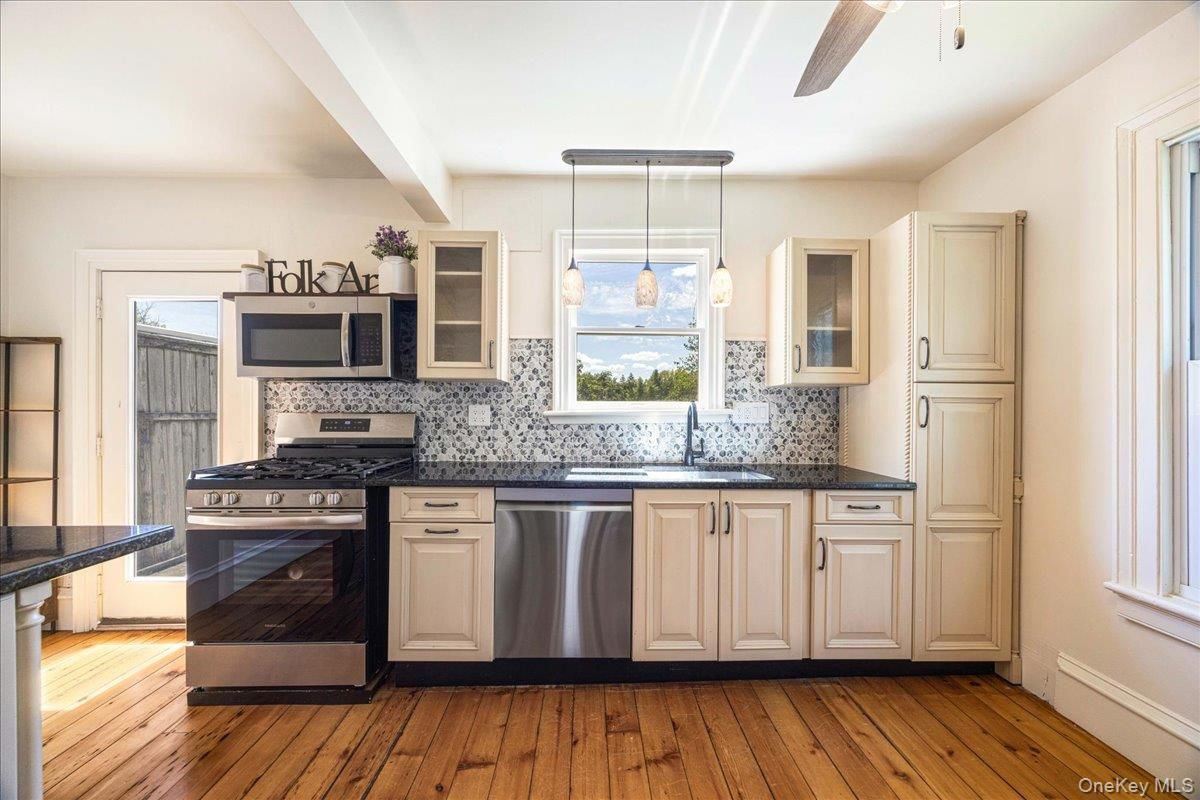 Interior, Kitchen, Pendant Lights, Stainless Steel Appliances, Wood Texture Flooring