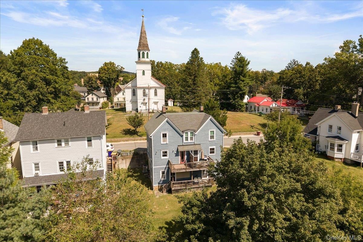 Exterior, Drone