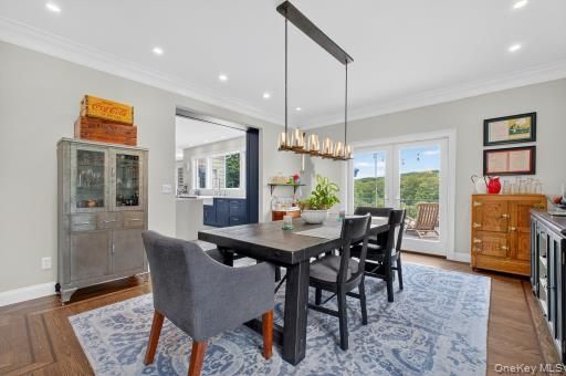 Chandelier, Dining room, Interior, Recessed Lighting, Wood Texture Flooring