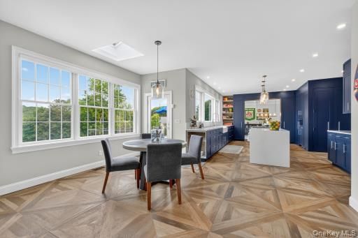 Dining room, Interior, Kitchen, Pendant Lights, Recessed Lighting, Wood Texture Flooring