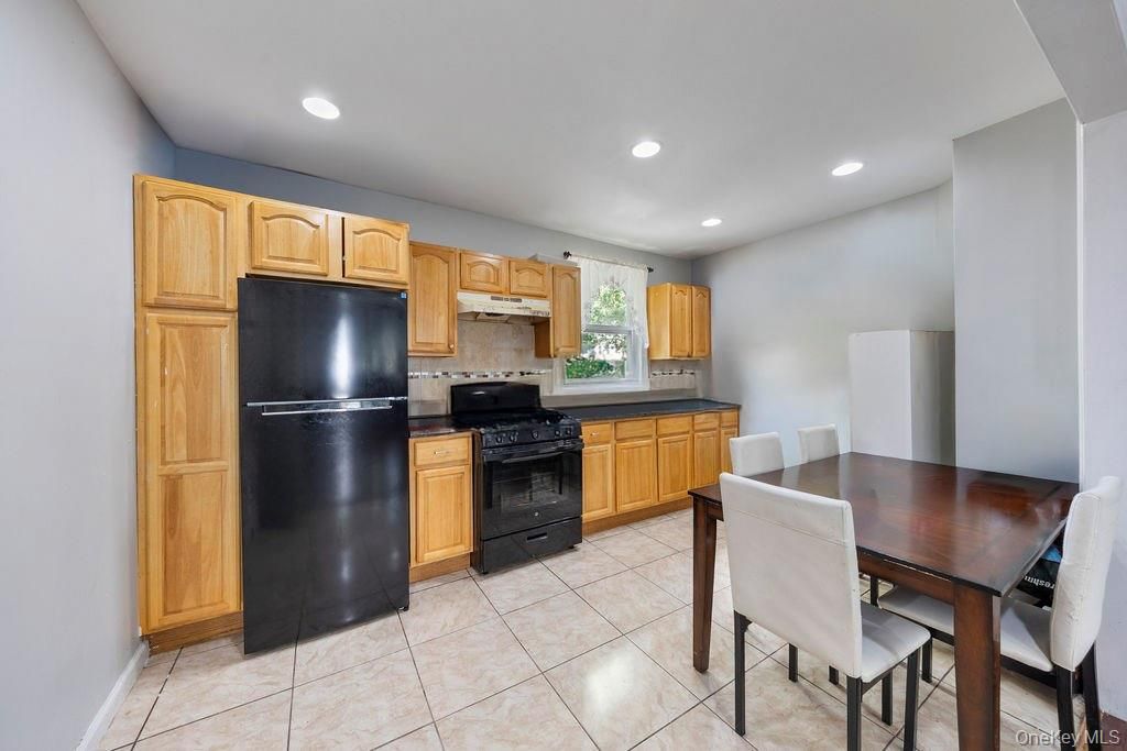 Dining room, Interior, Kitchen, Recessed Lighting