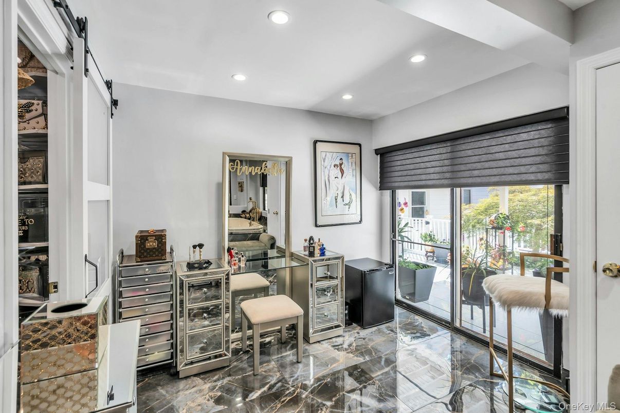 Interior, Marble, Recessed Lighting