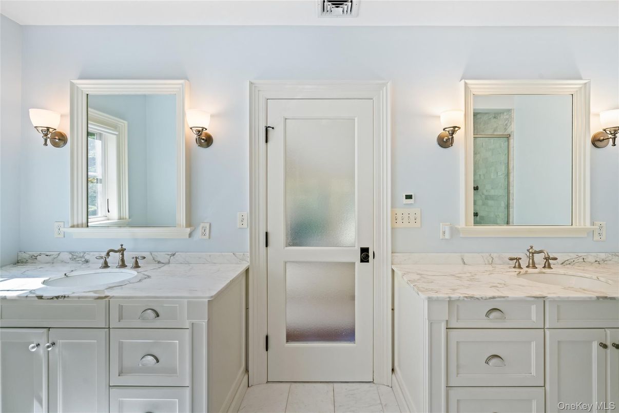 Bathroom, Dual Sink Vanities, Interior, Marble