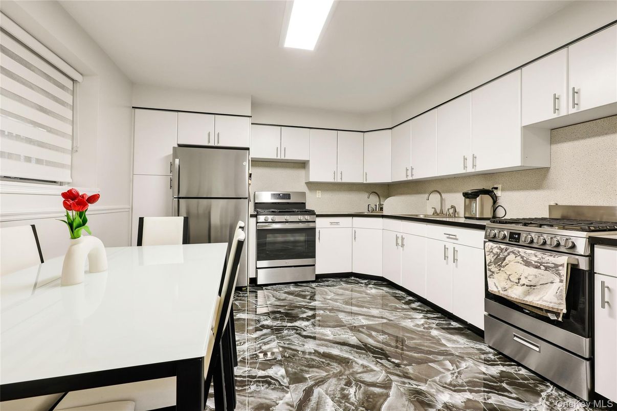 Interior, Kitchen, Marble, Stainless Steel Appliances