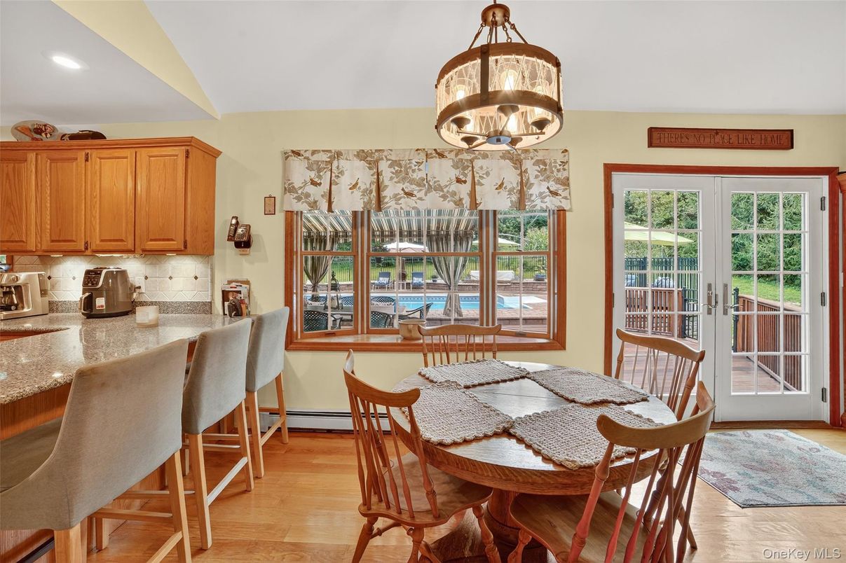 Dining room, Interior, Recessed Lighting, Wood Texture Flooring