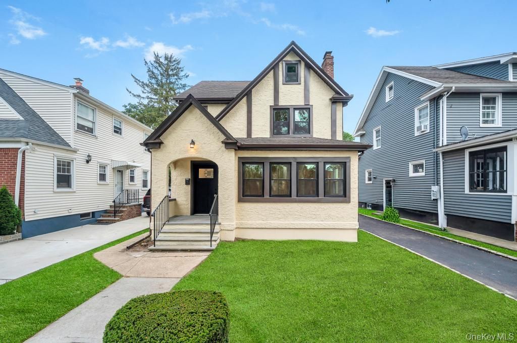 Backyard, Exterior, Facade, Tudor Revival