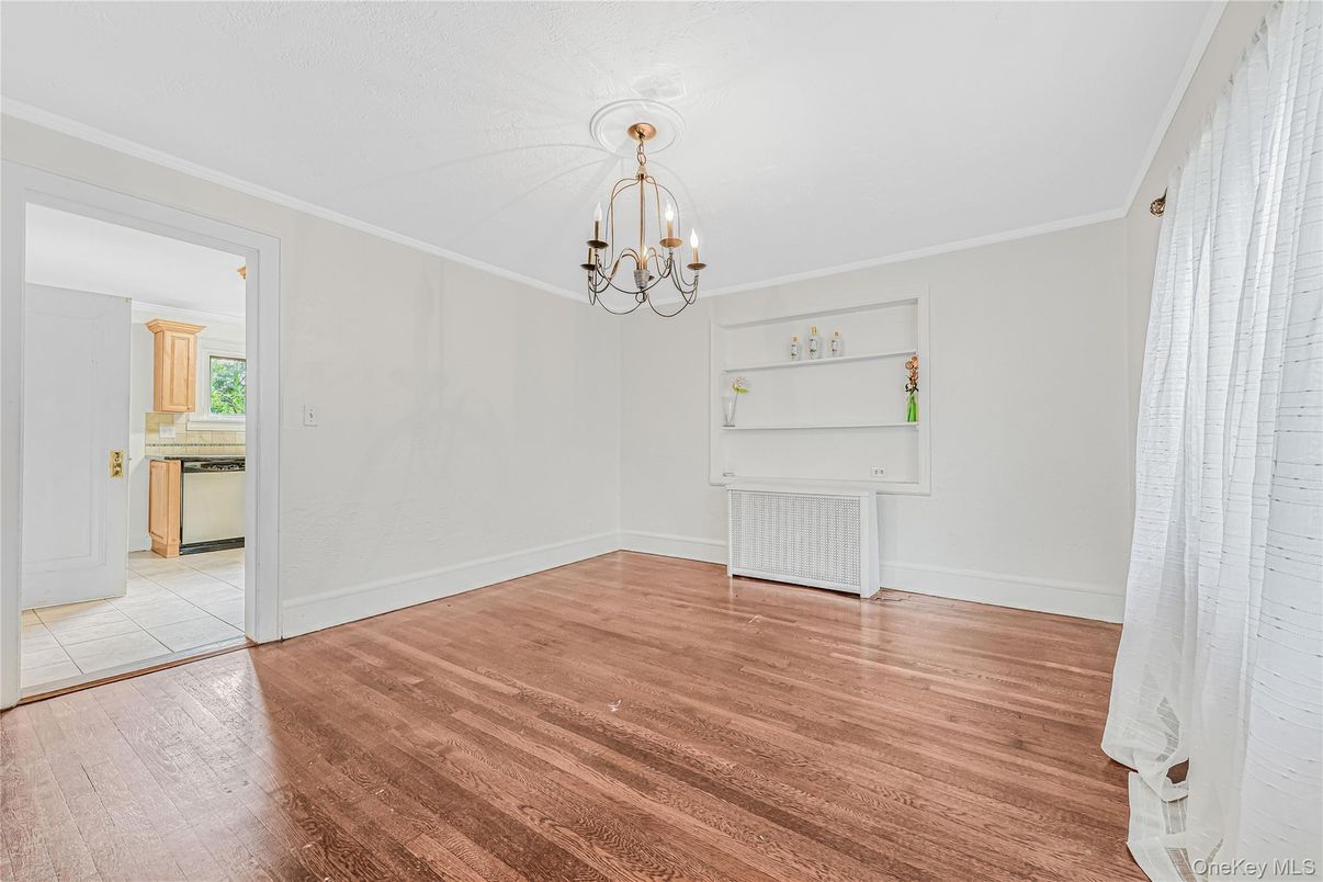 Chandelier, Empty room, Interior, Wood Texture Flooring