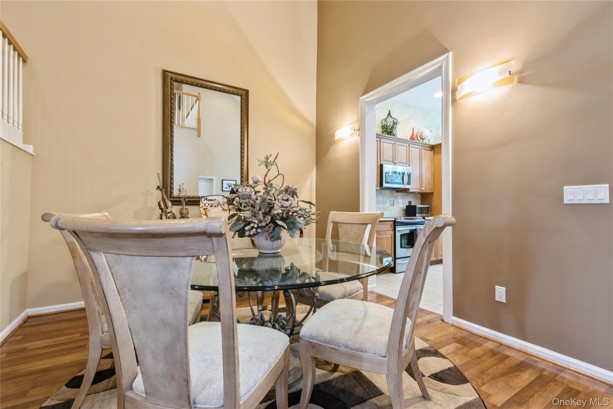 Dining room, Interior, Wood Texture Flooring