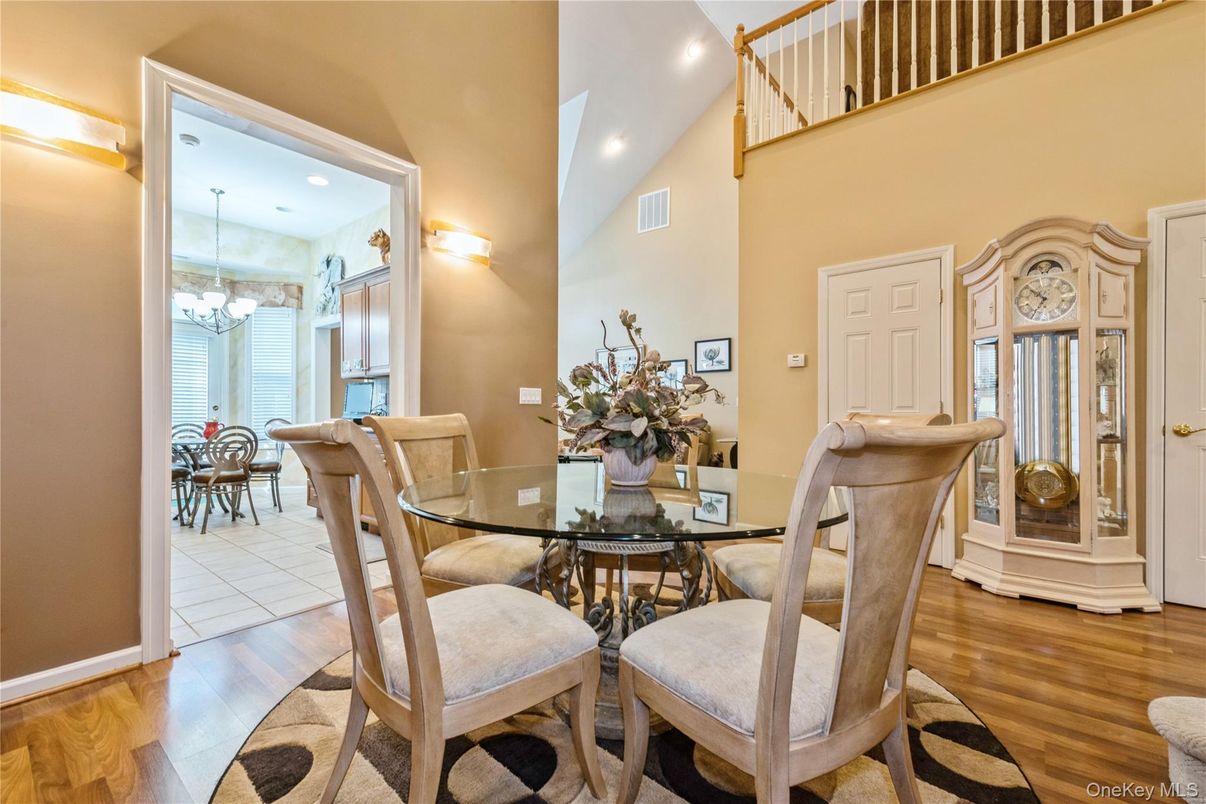 Chandelier, Dining room, Interior, Recessed Lighting, Wood Texture Flooring