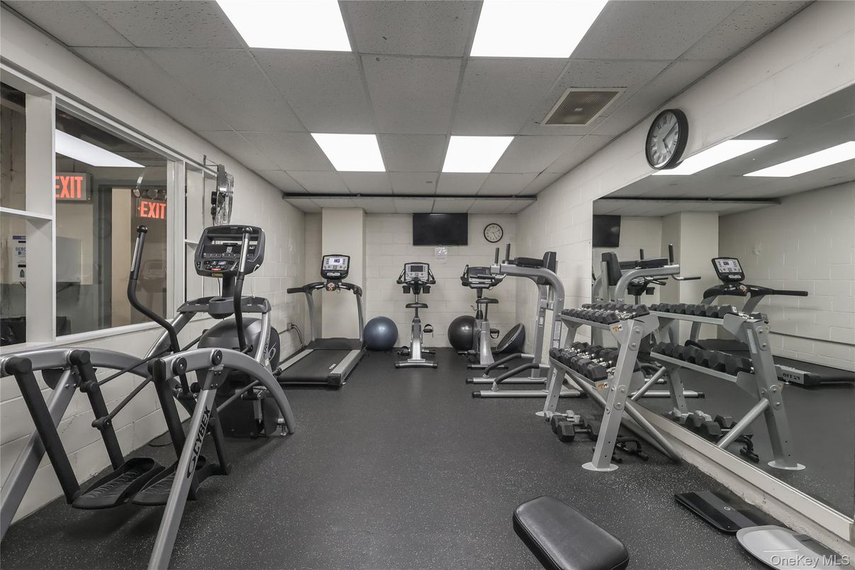 Fitness Equipment, Gym, Interior, Recessed Lighting