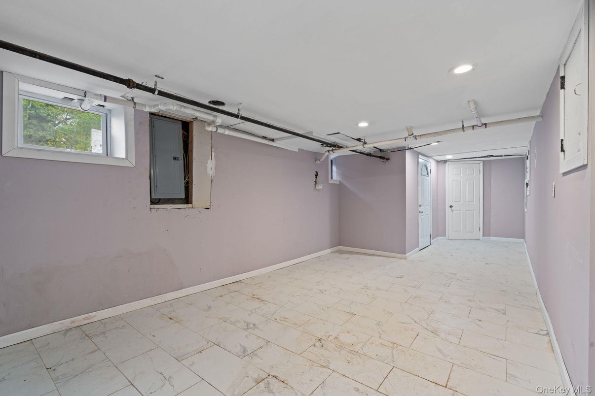 Garage, Interior, Recessed Lighting